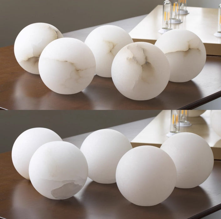 Alabaster Mini Orb Wall Lamp - Simprolos