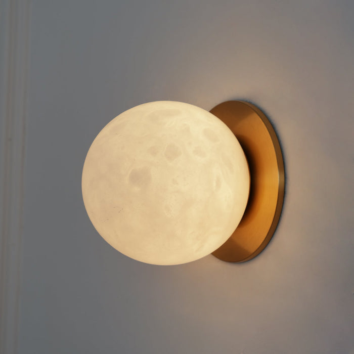 Alabaster Mini Orb Wall Lamp - Simprolos