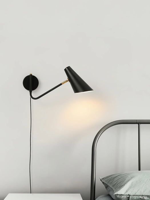 Apex Plug - in Wall Sconce - Simprolos