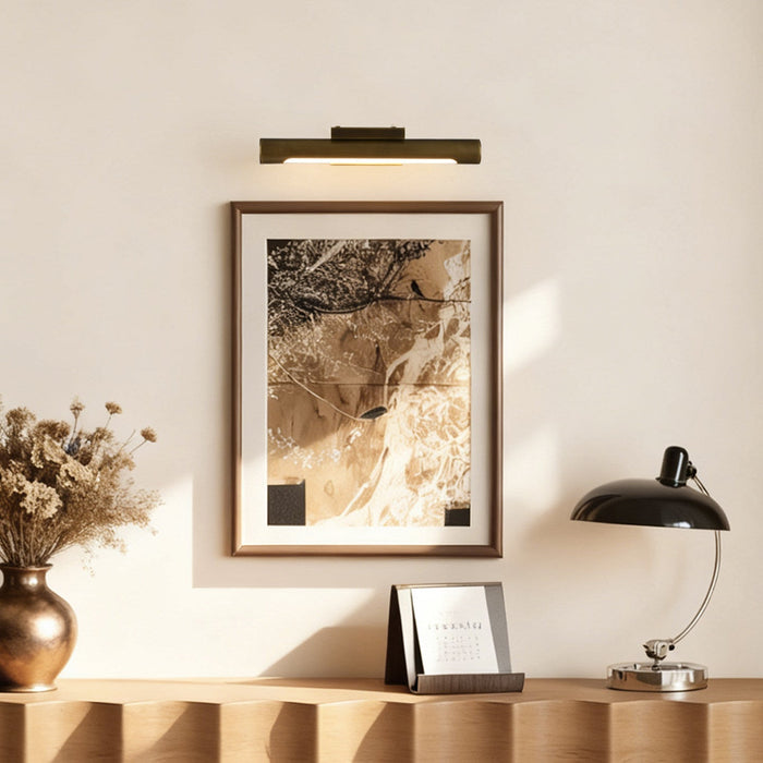 Apollo Brass Wall Light - Simprolos