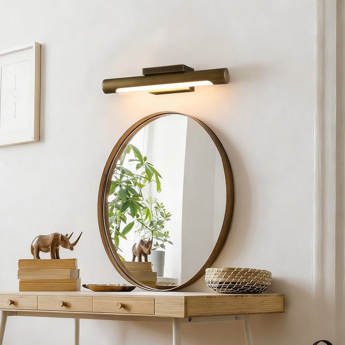 Apollo Brass Wall Light - Simprolos