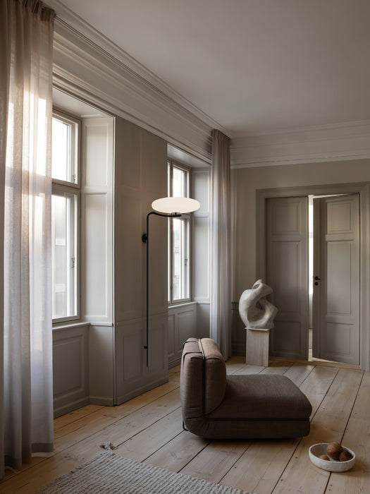 Arc Plug - in Wall Lamp - Simprolos