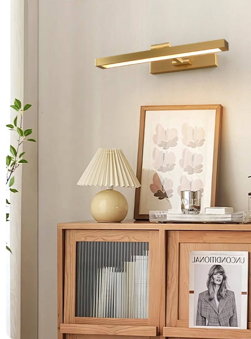Avery Brass Wall Light - Simprolos