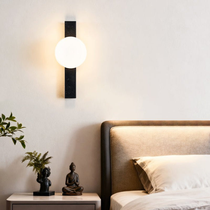 Balanced Globe Sconce - Simprolos