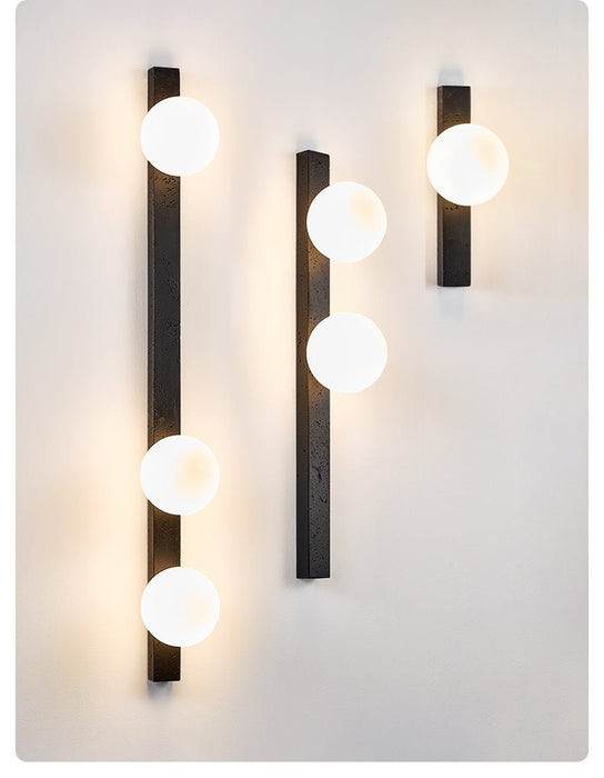 Balanced Globe Sconce - Simprolos