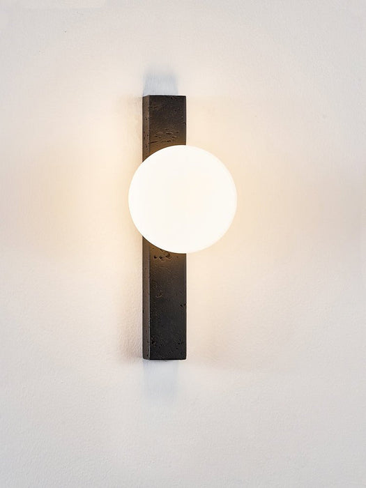 Balanced Globe Sconce - Simprolos
