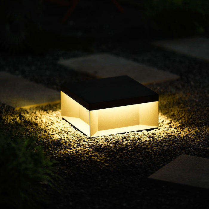 Black Box Outdoor Post Light - Simprolos