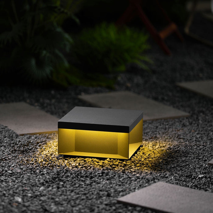 Black Box Outdoor Post Light - Simprolos