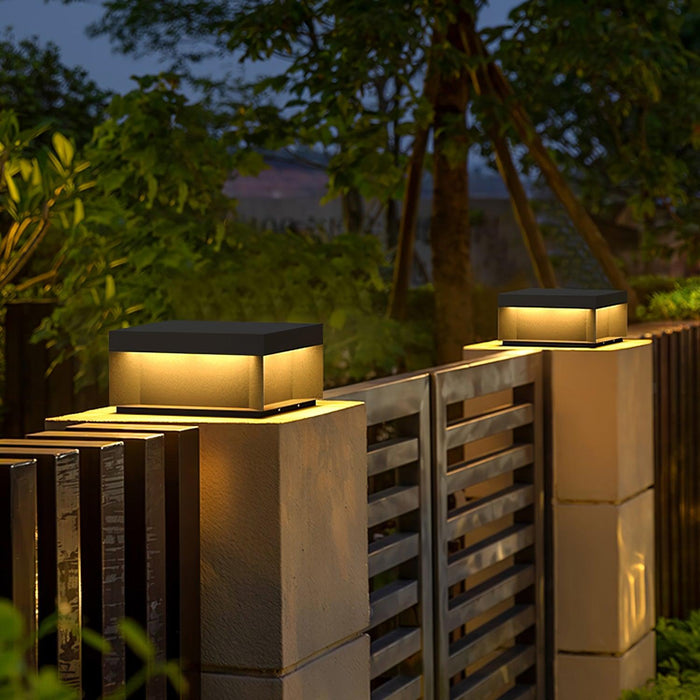 Black Box Outdoor Post Light - Simprolos