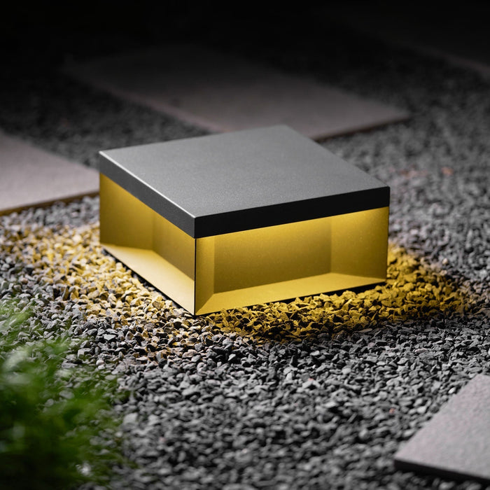 Black Box Outdoor Post Light - Simprolos