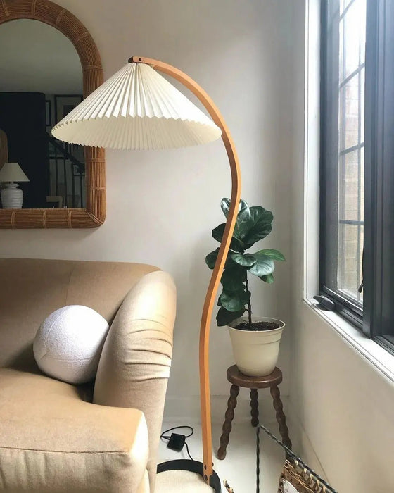 Caprani Floor Lamp - Simprolos