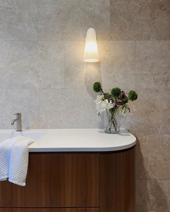 Conical Glass Wall Lamp - Simprolos