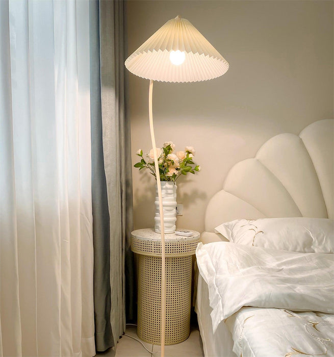 Crescini Pleated Floor Lamp Simprolos