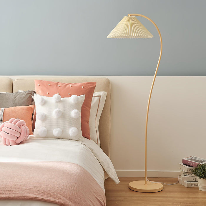 Crescini Pleated Floor Lamp Simprolos