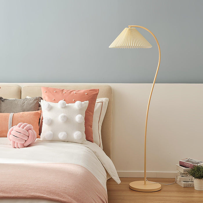 Crescini Pleated Floor Lamp Simprolos