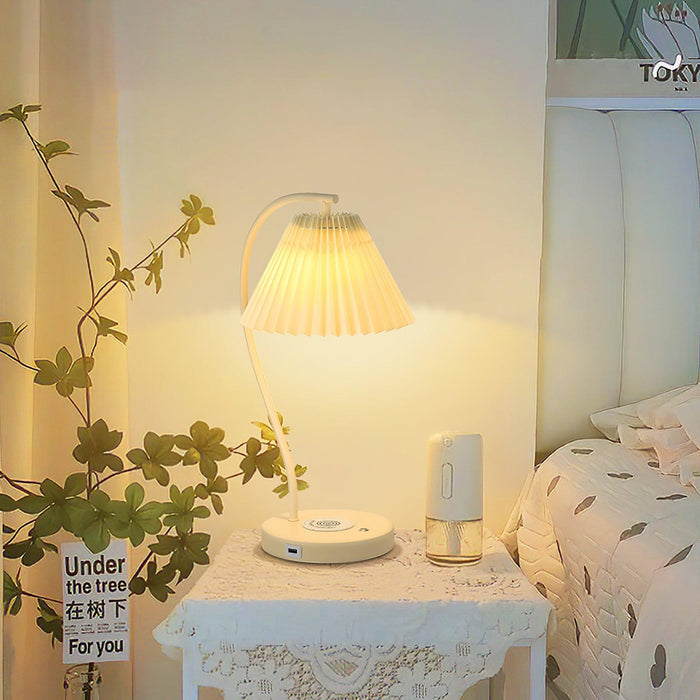 Crescini Pleated Table Lamp - Simprolos