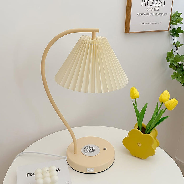 Crescini Pleated Table Lamp - Simprolos