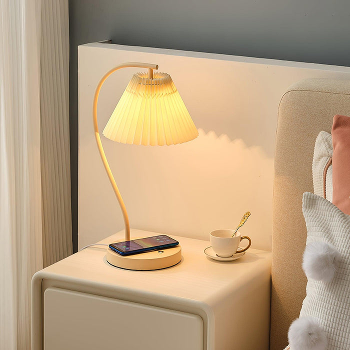 Crescini Pleated Table Lamp - Simprolos