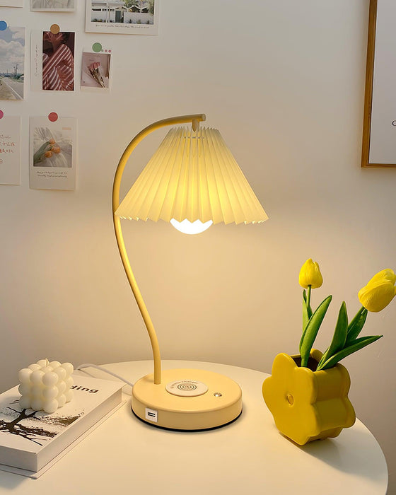 Crescini Pleated Table Lamp - Simprolos