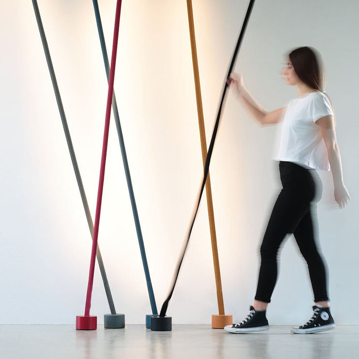 Elastica Arbitrary Floor Lamp - Simprolos