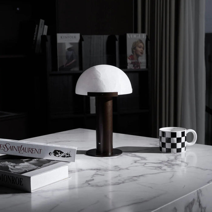 Elegance Alabaster Table Lamp - Simprolos