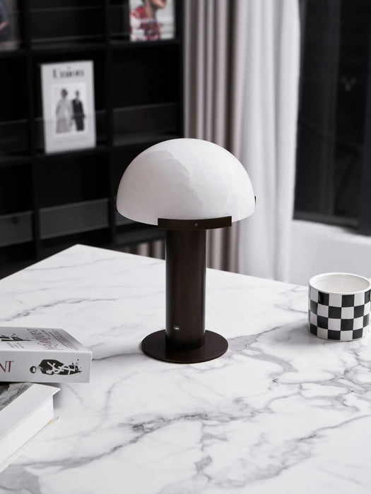 Elegance Alabaster Table Lamp - Simprolos