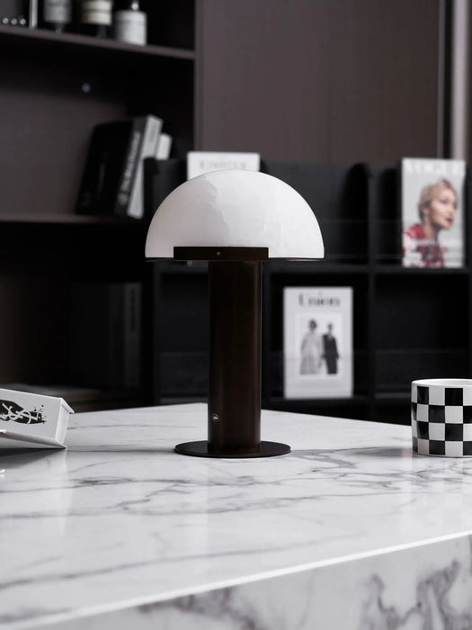 Elegance Alabaster Table Lamp - Simprolos