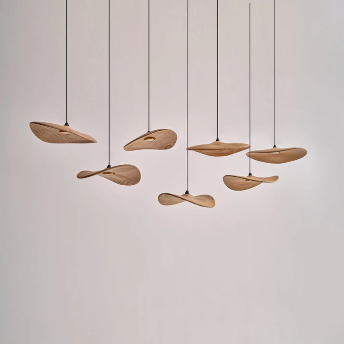Empty Leaf Chandelier - Simprolos