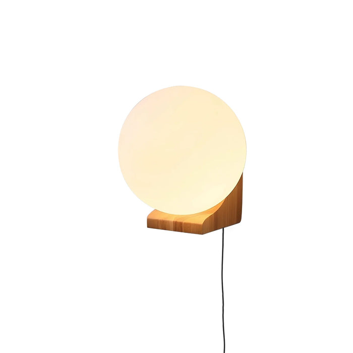 Evelyn Orb Plug - in Wall Lamp - Simprolos