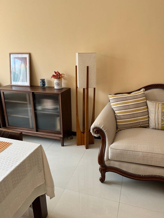 Fairbanks Floor Lamp - Simprolos