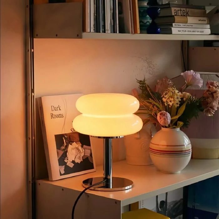 Finn Bauhaus Minimalist Glass Table Lamp - Simprolos