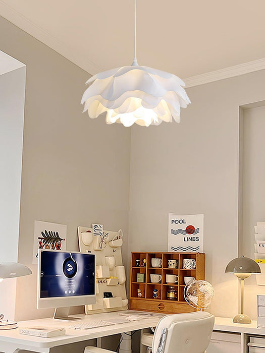 Flower Shaped White Pendant Lamp - Simprolos