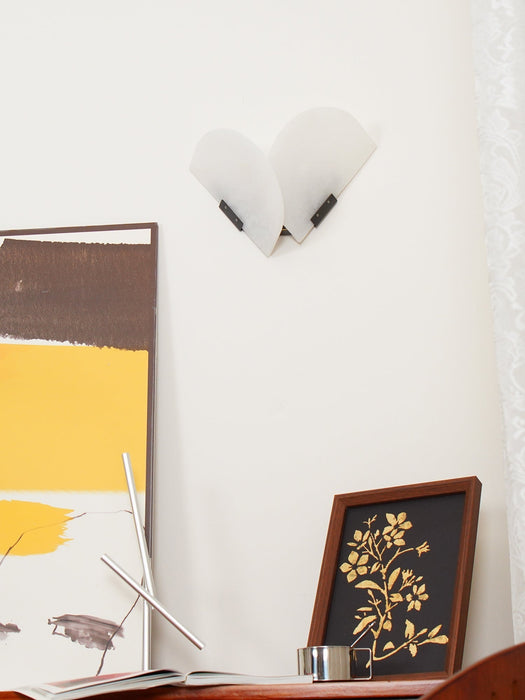 Fly Gaby Alabaster Wall Lamp - Simprolos