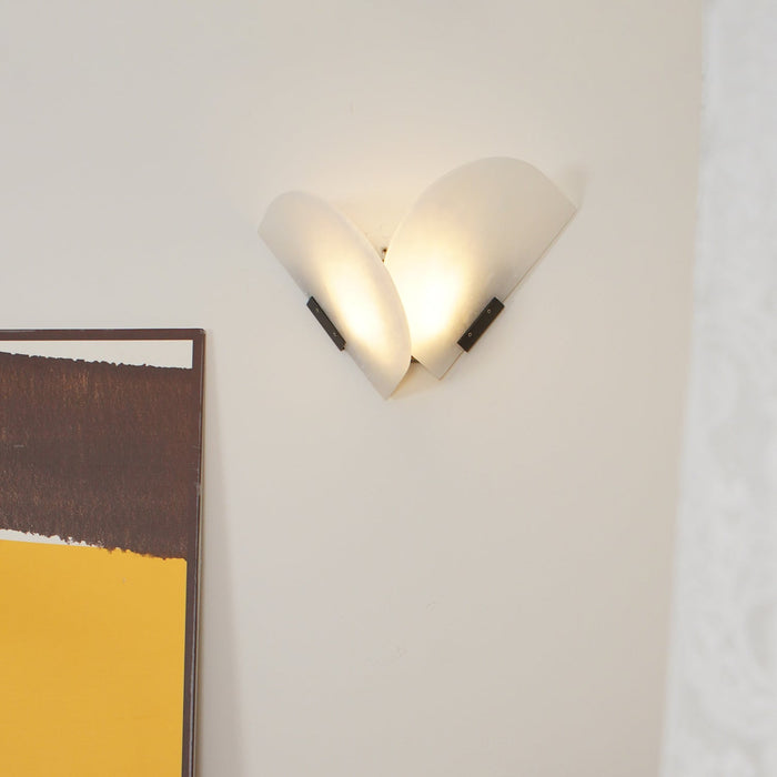 Fly Gaby Alabaster Wall Lamp - Simprolos