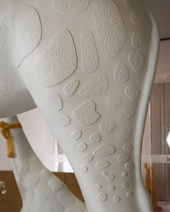 Giraffe Sculpture Floor Lamp - Simprolos