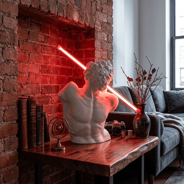 Helios Strike Sculpture Lamp - Simprolos