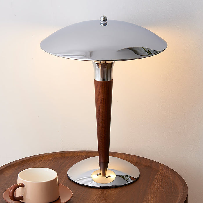 Helmet Table Lamp - Simprolos