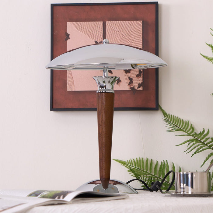 Helmet Table Lamp - Simprolos