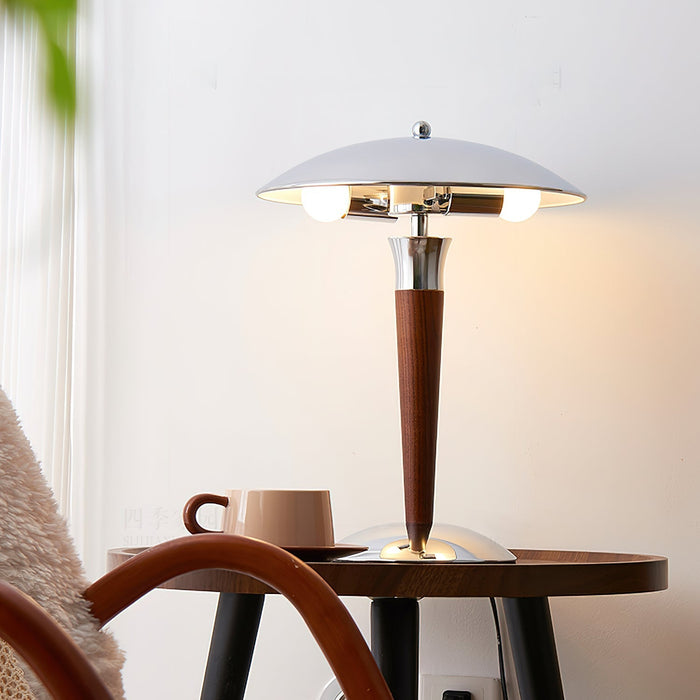 Helmet Table Lamp - Simprolos