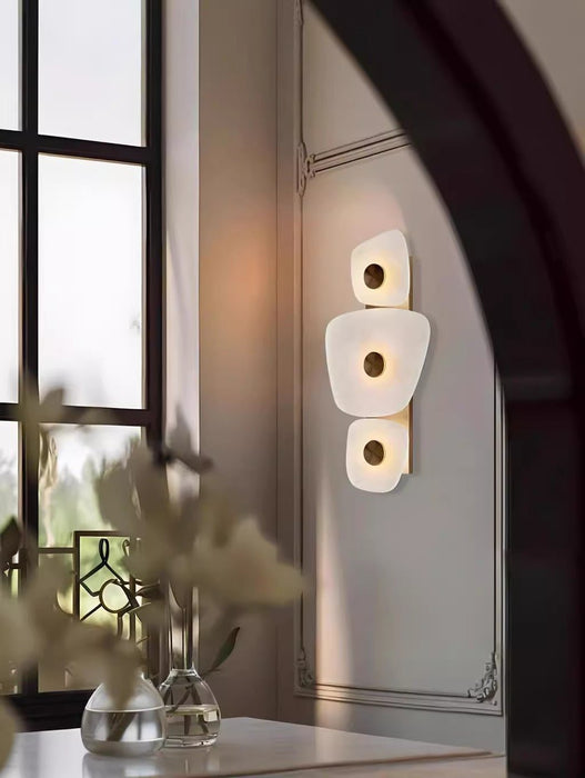 Holmdel Alabaster Wall Lamp - Simprolos