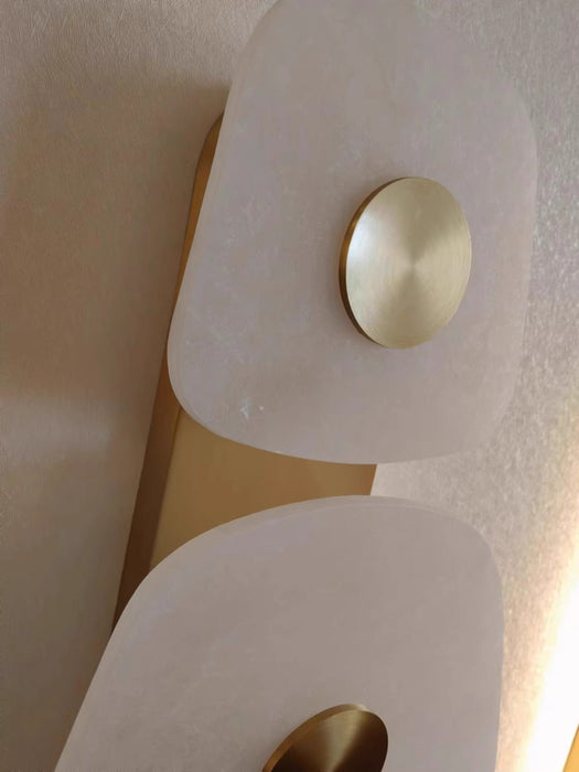 Holmdel Alabaster Wall Lamp - Simprolos