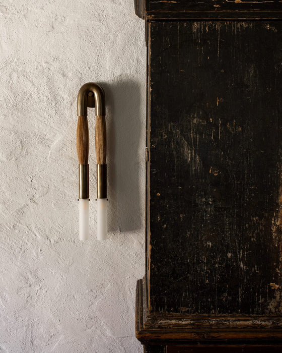 Horsehair Wall Lamp - Simprolos