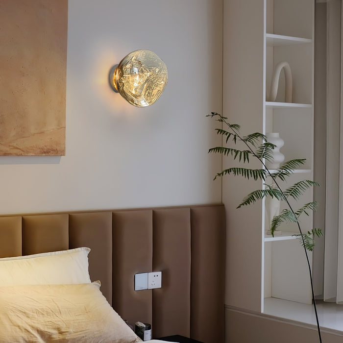 Lava Plug - in Wall Lamp - Simprolos