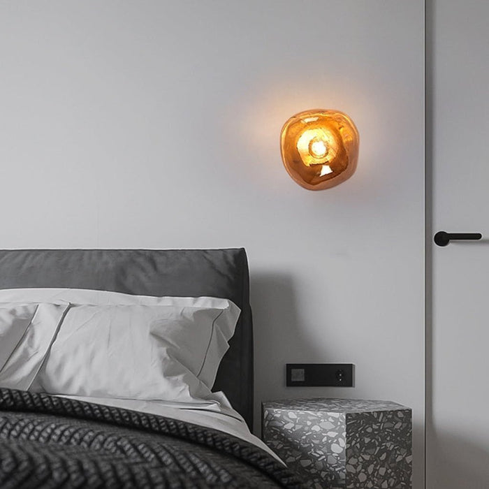 Lava Plug - in Wall Lamp - Simprolos