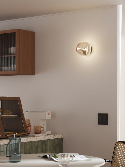 Lava Plug - in Wall Lamp - Simprolos