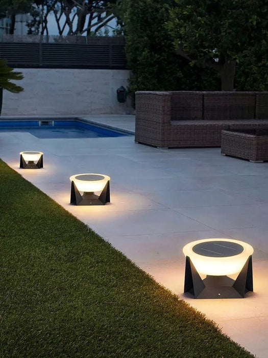 Lito Outdoor Garden Lamp - Simprolos