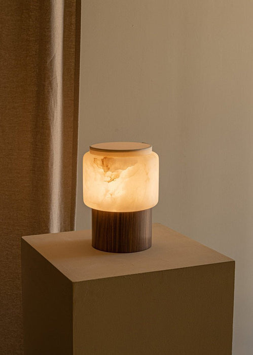 Luma Core Alabaster Table Lamp - Simprolos