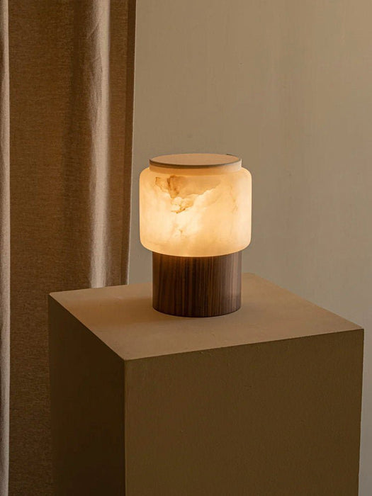 Luma Core Alabaster Table Lamp - Simprolos