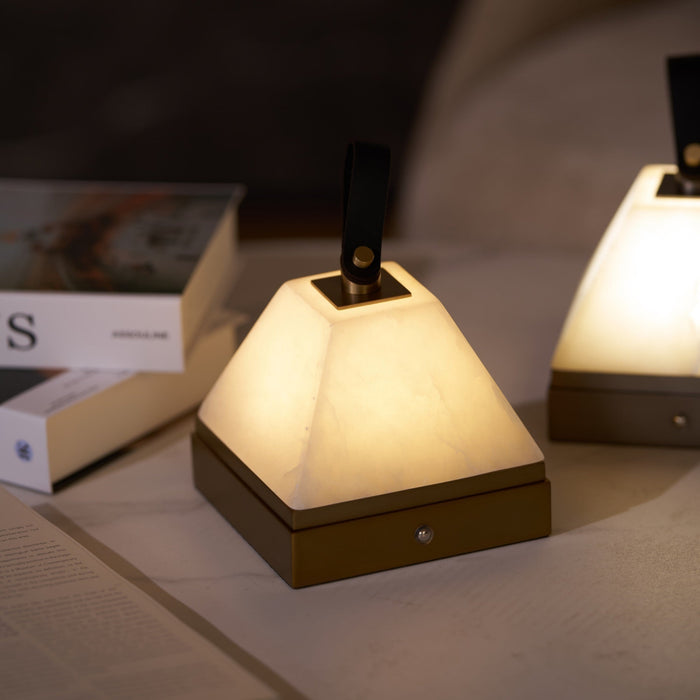 Luma Cube Alabaster Portable Lamp - Simprolos