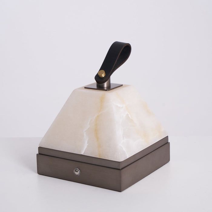Luma Cube Alabaster Portable Lamp - Simprolos